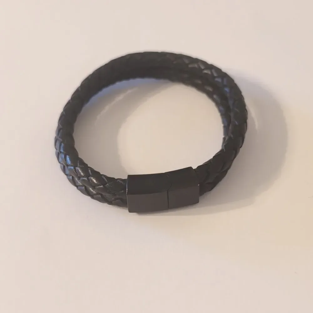 632 Black Leather‎ Braided